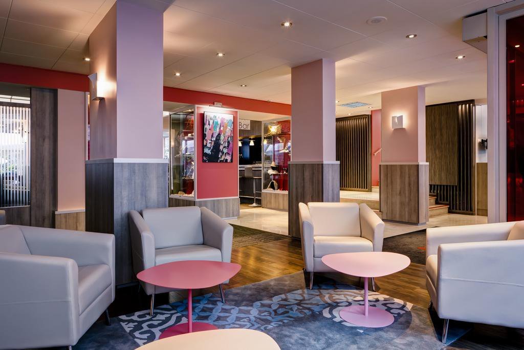 Лион рум таганрог. Hôtel Axotel Lyon Perrache 3* Лион. Axotel.